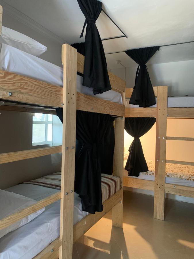 Kin Hostal And Camping Остров Холбокс Экстерьер фото